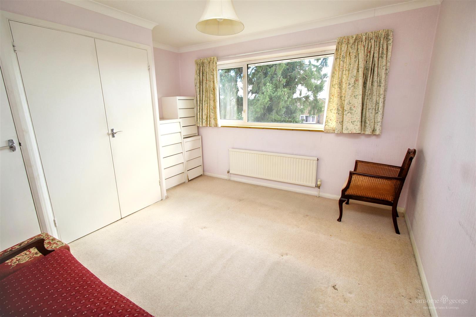 Hillview Close, Tilehurst, Reading